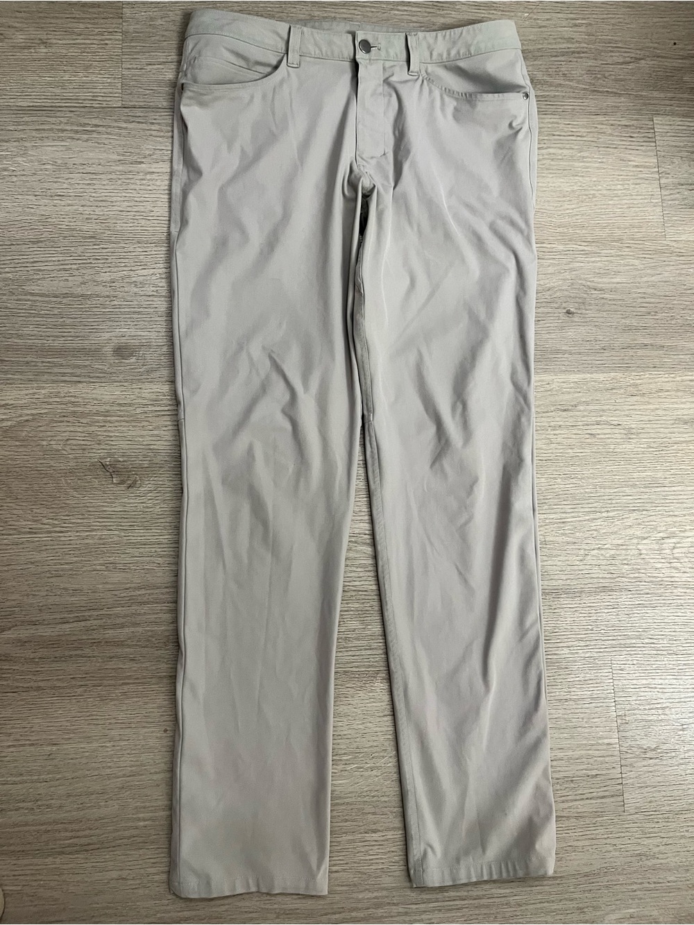 Lululemon athletica Light Gray ABC Chino Pants 32x30